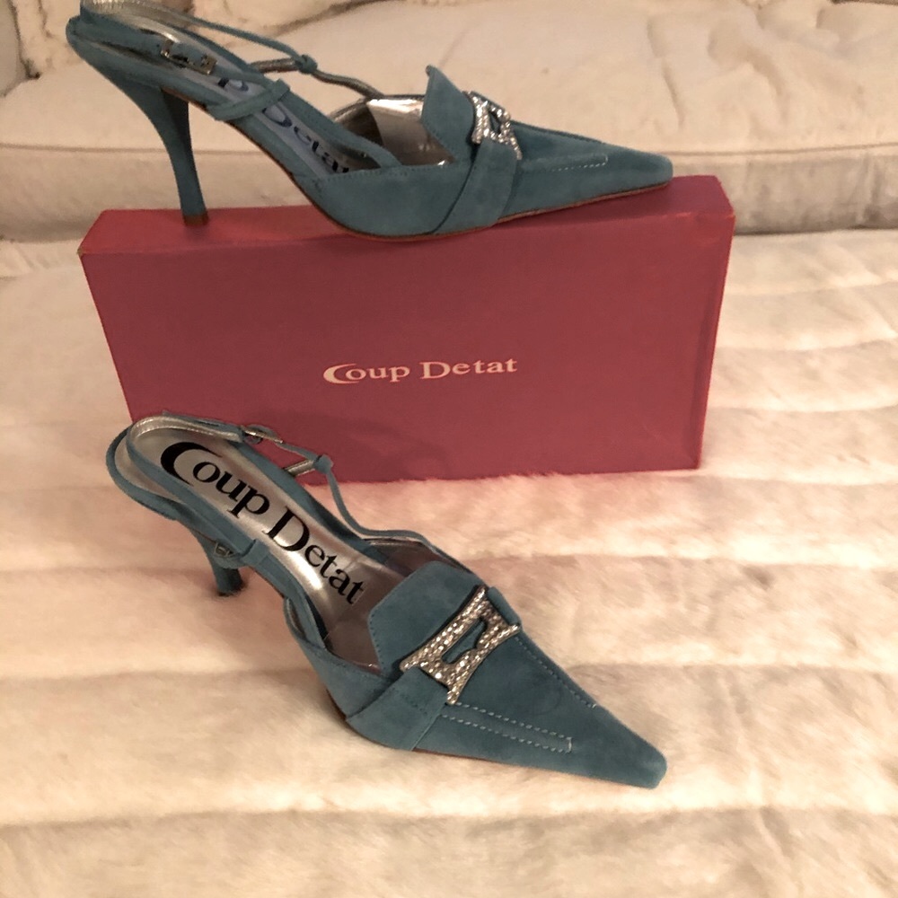 Coup D'etat - Pointy Toe; Sling Back; Kitten Heel; Turquoise; Suede; Size 7.5 M